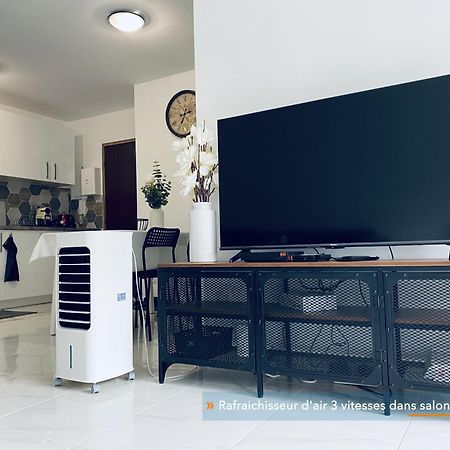 Appartement Parisien Neuf, Moderne Avec Une Grande Salon, 2 Chambres, 4 Lits, Parking Gratuit, 15Min De Paris Et 13 Min Aeroport Orly Вітрі-сюр-Сен Екстер'єр фото