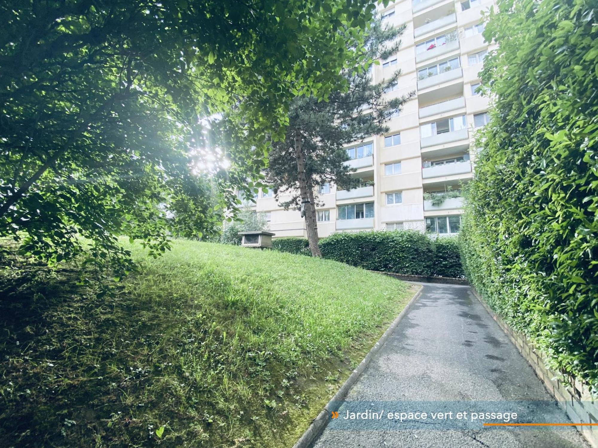 Appartement Parisien Neuf, Moderne Avec Une Grande Salon, 2 Chambres, 4 Lits, Parking Gratuit, 15Min De Paris Et 13 Min Aeroport Orly Вітрі-сюр-Сен Екстер'єр фото