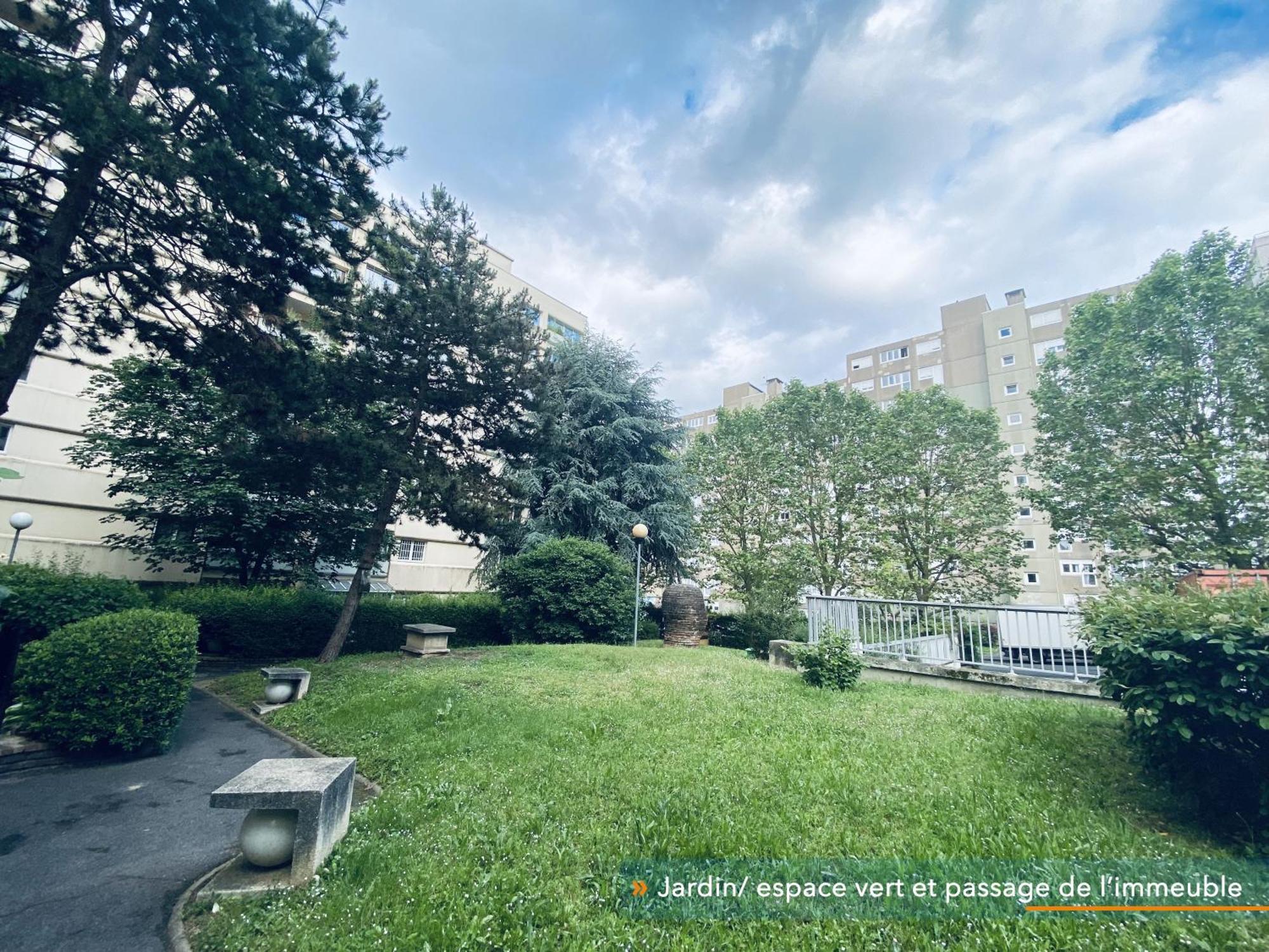 Appartement Parisien Neuf, Moderne Avec Une Grande Salon, 2 Chambres, 4 Lits, Parking Gratuit, 15Min De Paris Et 13 Min Aeroport Orly Вітрі-сюр-Сен Екстер'єр фото