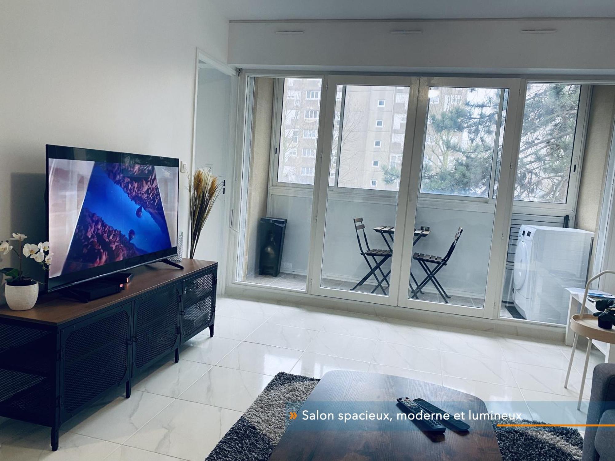 Appartement Parisien Neuf, Moderne Avec Une Grande Salon, 2 Chambres, 4 Lits, Parking Gratuit, 15Min De Paris Et 13 Min Aeroport Orly Вітрі-сюр-Сен Екстер'єр фото